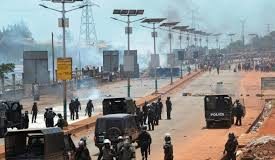 CRISE POLITIQUE EN GUINÉE: BLESSÉS, MORTS, …VOICI LE COMMUNIQUÉ DU GOUVERNEMENT