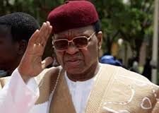 CE QU’IL FAUT RETENIR DE MAMADOU TANDJA, ANCIEN PRÉSIDENT DU NIGER