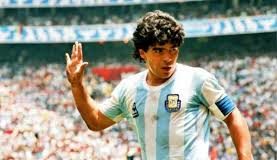 LÉGENDE DU FOOTBALL, DIEGO MARADONA EST MORT À 60 ANS ( MÉDIAS ARGENTINS)
