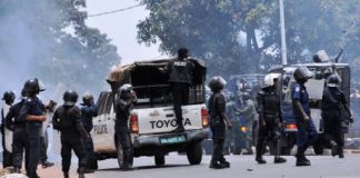EN GUINÉE, DES CITOYENS TERRORISÉS ET PRIS EN OTAGE !