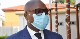 VACCIN ASTRAZENECA : LE PROFESSEUR DIDIER EKOUÉVI RASSURE !