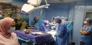 9 BÉBÉS MALIENS: VOICI CE QUI A SAUVÉ LA DAME ET LES FOETUS