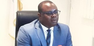 « IL Y A SUFFISAMMENT DE FARINE SUR LE MARCHE GUINEEN … », DIXIT LE MINISTRE BERNARD GOUMOU