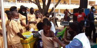 COVID-19/LYCÉE 1ER MARS: LA CAMPAGNE DE VACCINATION 12-17 ANS LANCÉE