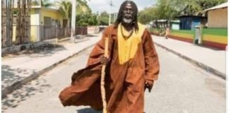 INTERDICTION DU CONCERT DE TIKEN JAH : ALIOUNE TINE DÉFEND L’ARTISTE IVOIRIEN