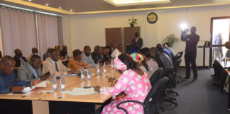 GUINÉE/NÉGOCIATIONS TRIPARTITES: LE SYNDICAT RÉCLAME LA HAUSSE DU SMIG