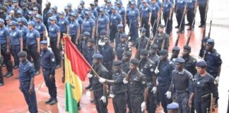 GUINÉE : 40 000 TENUES POUR LA 𝐏𝐎𝐋𝐈𝐂𝐄 𝐍𝐀𝐓𝐈𝐎𝐍𝐀𝐋𝐄 !