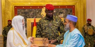 GUINÉE : UNE DÉLÉGATION SAOUDIENNE REÇUE PAR LE COLONEL MAMADI DOUMBOUYA