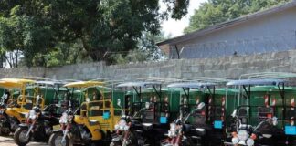 DES TRICYCLES ET BACS A ORDURES POUR LES ÎLES DE LOOS