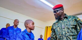 CAMP ALPHA YAYA: LE COLONEL MAMADI DOUMBOUYA INAUGURE LA PRYTANE MILITAIRE