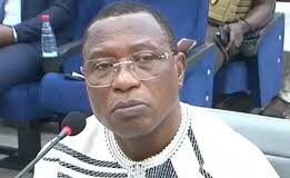 PROCÈS: LA STRATÉGIE DE DADIS COMPARÉE À CELLE DE FIDEL CASTRO RUZ