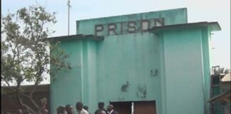 PRISONS DU PAYS : COMMENT CHARLES WRITGH A RÉSOLU LE PROBLÈME DE MANGÉ