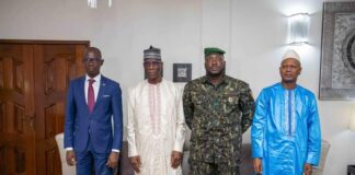 MÉDIAS : LE MINISTRE SECRÉTAIRE GÉNÉRAL REÇOIT LES RESPONSABLES DE RÉGULATION DU MALI,…