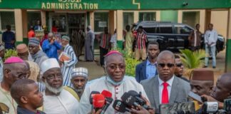 GUINÉE : LES RELIGIEUX INVITENT LES FORCES VIVES A REJOINDRE LA TABLE DU DIALOGUE…