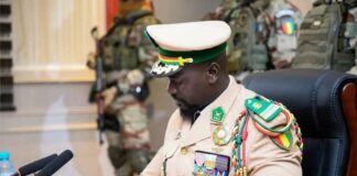 NATURALISATION DE TROIS INDIVIDUS: QU’EST-CE QUI A MOTIVÉ LA DÉCISION?