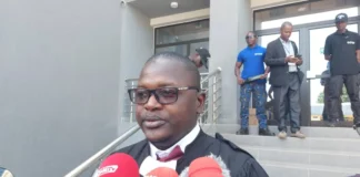 « JE L’AI EU AU TÉLÉPHONE TRÈS APEURÉ », A CONFIÉ L’AVOCAT DE PIVI