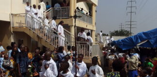 GUINÉE/NOËL À SAINT ÉTIENNE DE YIMBAYA