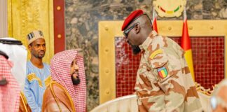 PALAIS MOHAMED V : LE 2ÈME IMAM DE MECQUE REÇU EN AUDIENCE..