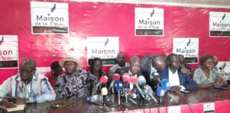 MÉDIAS/AG CONTRE BROUILLAGE DES ONDES: ÇA PASSE OU ÇA CASSE!