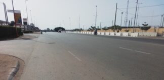 AU-DELÀ DES FRONTIÈRES : SUR LA ROUTE DE CONAKRY À LA CÔTE D’IVOIRE !