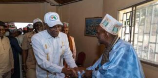 LE PREMIER REND VISITE A LA NOTABILITÉ DE LABÉ