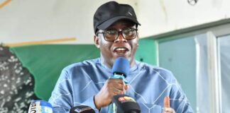 « TU PEUX TE COUCHER JOURNALISTE PUIS TE RÉVEILLER SANS EMPLOI », DIXIT DR FODÉ OUSSOU