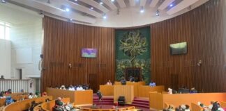 LE SÉNÉGAL DANS L’IMPASSE INSTITUTIONNEL: LE REGARD D’UN SPÉCIALISTE?