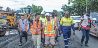 TRONÇON KAGBÉLEN-TANÉNÉ ET PONT UNIQUE DE TANÉNÉ : LE MINISTRE DES TP EXIGE LE RESPECT DES DÉLAIS