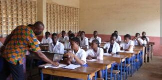 ÉCOLE GUINÉENNE: UNE ÉPÉE DE DAMOCLÈS SUR SON TOIT