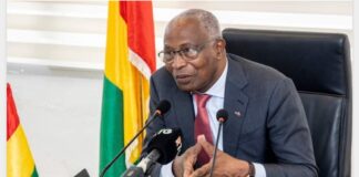 TRANSITION DÉLICATE : CE QUE LE PREMIER MINISTRE EXHORTE AUX INTELLECTUELS