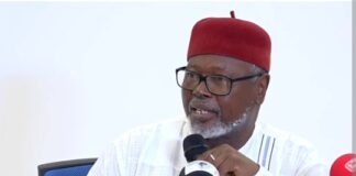 DISSOLUTION PARTIS: REGARD DIFFÉRENT DE SEIDIK ABBA ET D’ALIOUNE TINE