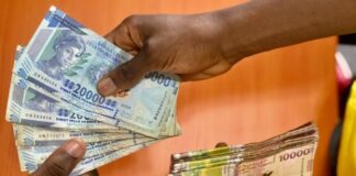 CRISE FINANCIÈRE : LES BANQUES IMPUISSANTES FACE À LA PÉNURIE