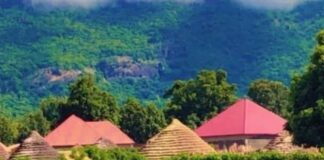 LA FAMILLE BARRY ANNONCE LA DATE ET LE BAPTÊME D’UN NOUVEAU-NÉ