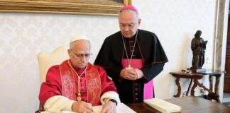 LE VATICAN CLARIFIE LES TITRES MARIALS « CO-RÉDEMPTRICE » ET « MÉDIATRICE DE TOUTES GRÂCES »