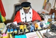 KANKAN : LE PARQUET TAPE DU POING SUR LA TABLE CONTRE LE PILLAGE…