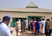 UNE MOSQUÉE INAUGURÉE DANS LA FERVEUR À DJOUMAYA