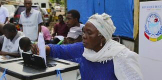 ÉLECTIONS EN VUE : DOUMBOUYA ACCÉLÈRE LE RETOUR AUX URNES