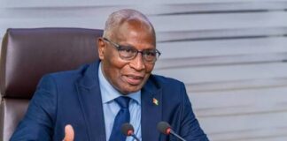 CRISE FRONTALIÈRE : AMADOU OURY BAH CALME LE JEU