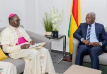 LE PREMIER MINISTRE REÇOIT LE NOUVEL ARCHEVÊQUE DE CONAKRY