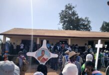 KM 5 DE DUBRÉKA : LES PREMIERS PAS DES PÈLERINS POUR BOFFA