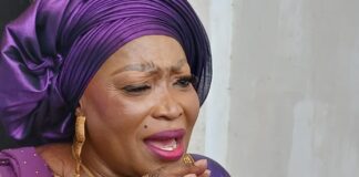 SHOW BIZ/AMINATA KAMISSOKO BRILLE EN DOUBLE ALBUM