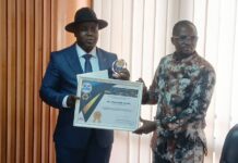 PRIX ARCOM-MÉRITE : ME SAMPIL, DISTINGUÉ POUR SA RÉVOLUTION JUDICIAIRE !