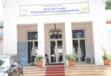 HAC/SUSPENSION : DEUX AUTRES JOURNALISTES REJOIGNENT GASTON MOREL