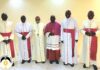 FRATERNITÉ ECCLÉSIALE : L’ARCHEVÊQUE DE CONAKRY À FREETOWN POUR ….