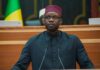 SONKO À L’ASSEMBLÉE NATIONALE : RETOUR JUGÉ JURIDIQUEMENT IMPOSSIBLE ?