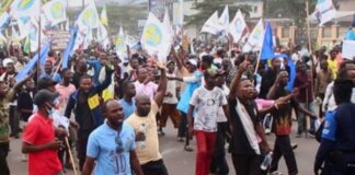 À KINSHASA, L’OPPOSITION NE DÉCOLÈRE PAS