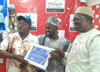 MAMADOU THUG DISTINGUÉ POUR SON ENGAGEMENT EN FAVEUR DE LA CULTURE GUINÉENNE