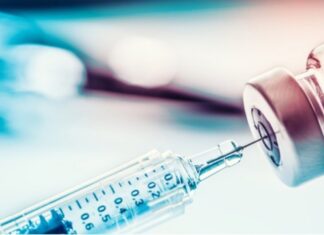 INJECTIONS ESTHÉTIQUES ILLÉGALES : 5 000 MÉDECINS INTERPELLENT LA MINISTRE