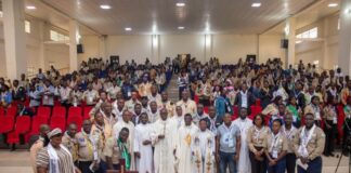 CLÔTURE DU JAMBORÉE À KINDIA : UNE MESSE POUR DIRE MERCI ET S’ENGAGER