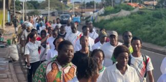 50 ANS DE FOI : LA MARCHE DE GRATITUDE POUR LE PÈRE CORREA